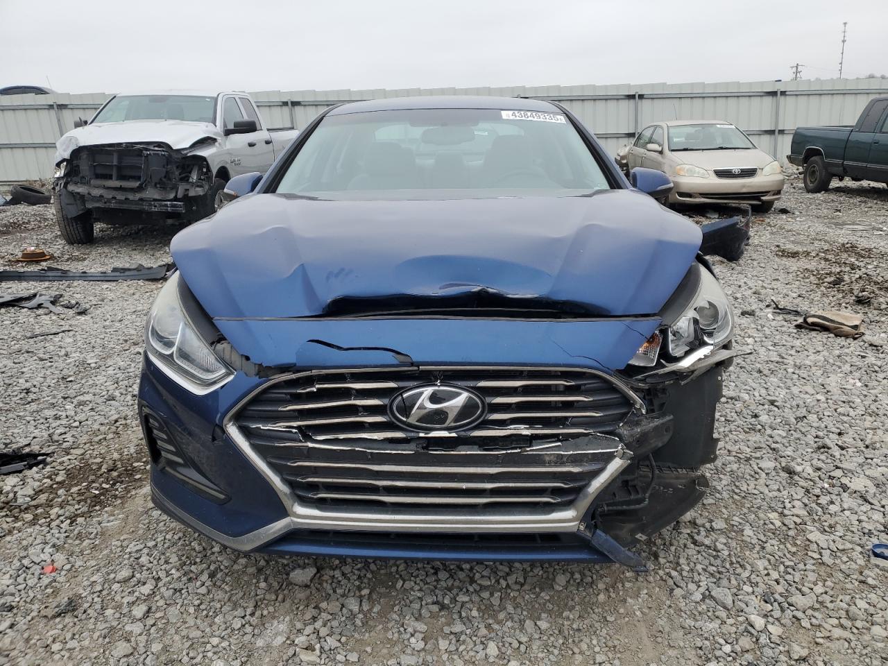 2018 Hyundai Sonata - Image 5