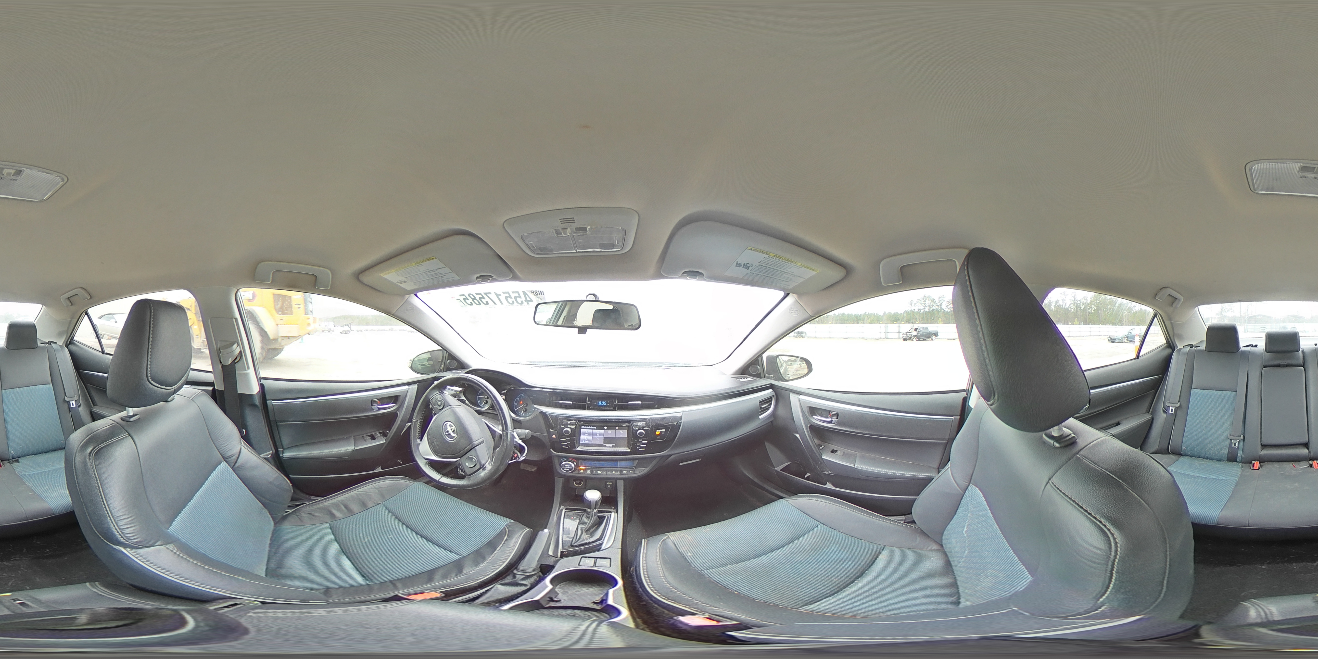 2015 Toyota Corolla - Image 12