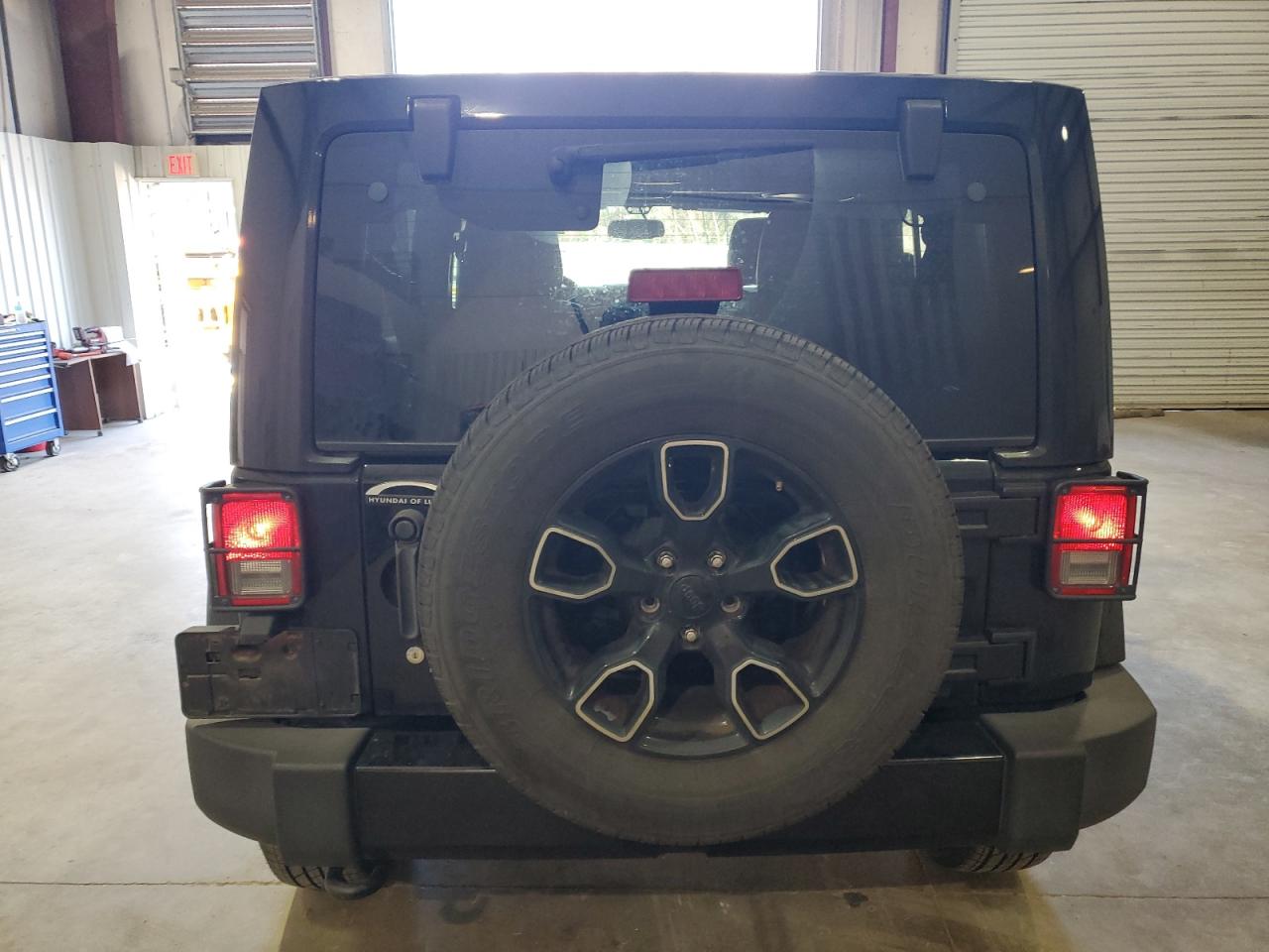 2018 Jeep Wrangler - Image 6