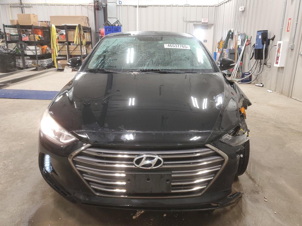 2017 Hyundai Elantra - Image 5