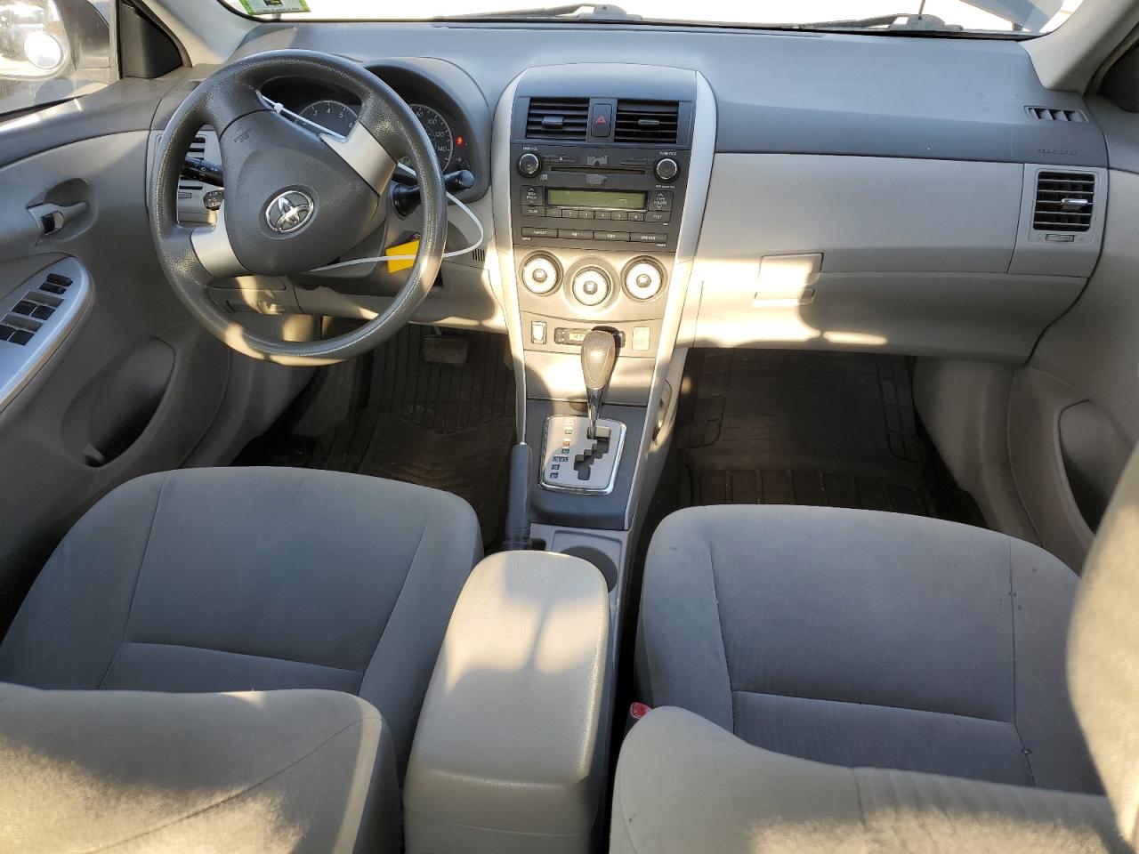 2010 Toyota Corolla - Image 8