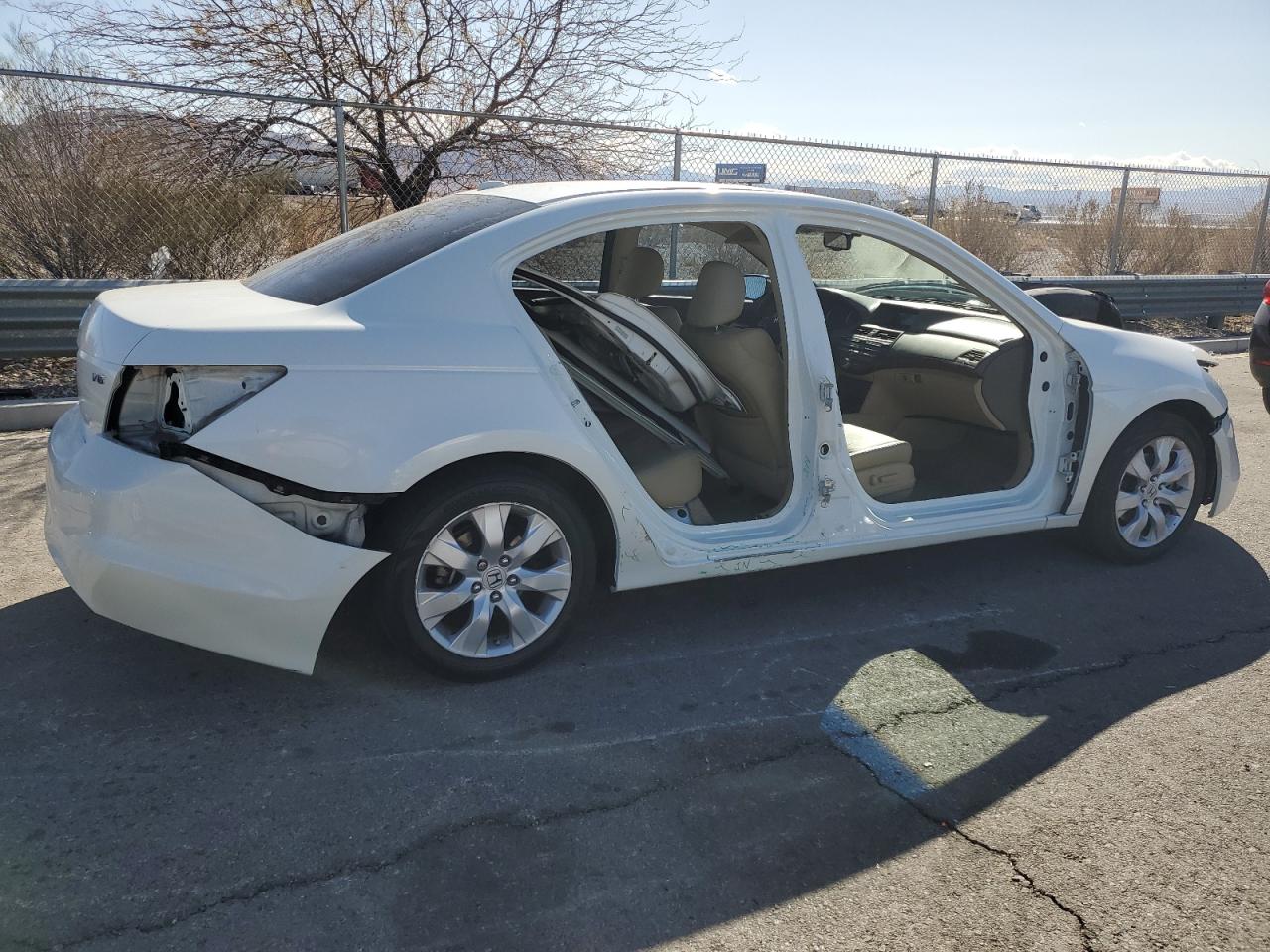 2010 Honda Accord - Image 3