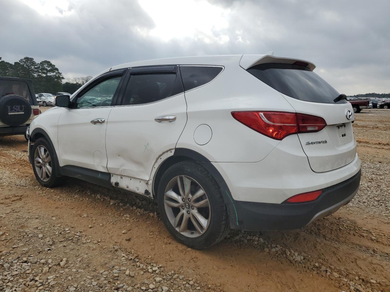 2013 Hyundai Santa Fe - Image 2