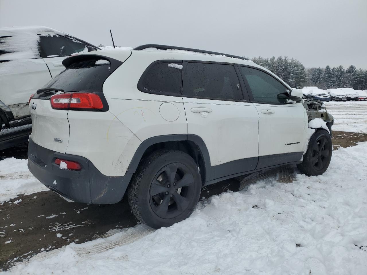 2016 Jeep Grand Cherokee - Image 3