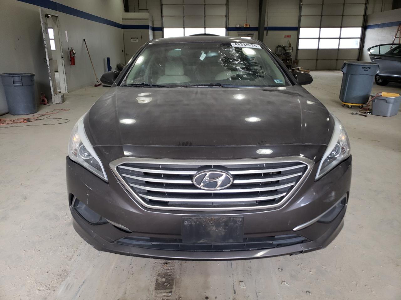 2016 Hyundai Sonata - Image 5