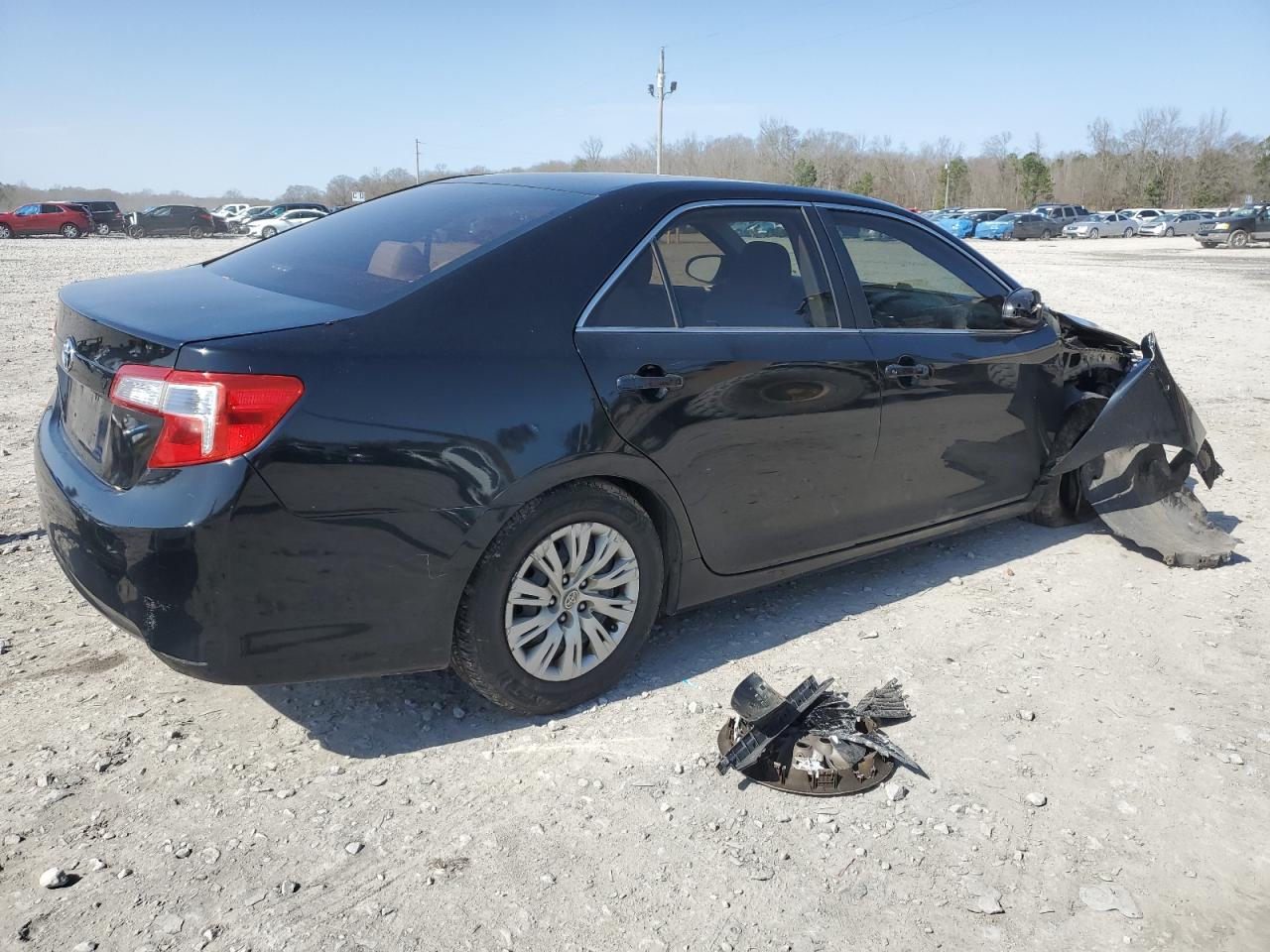2014 Toyota Camry - Image 3