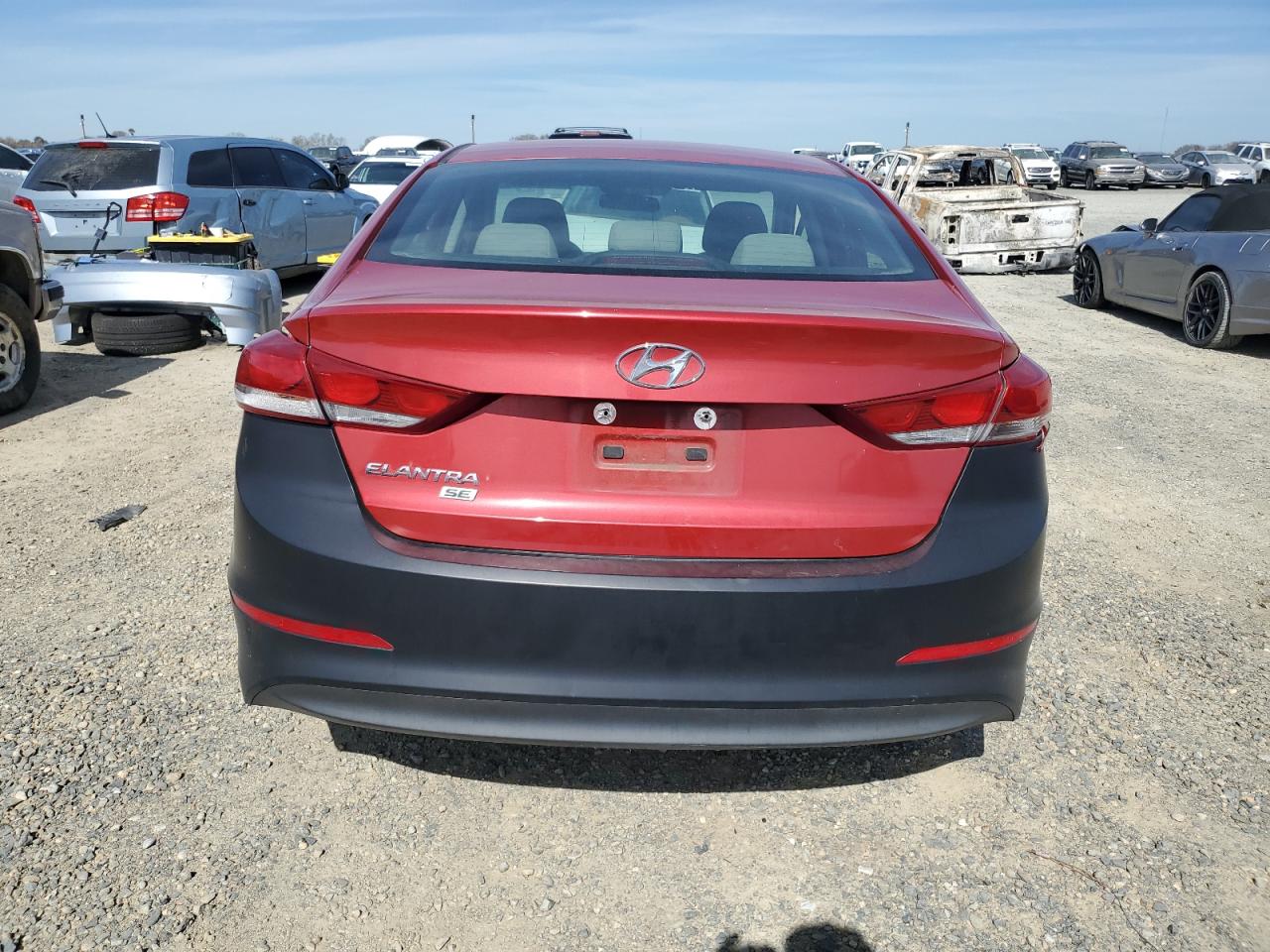 2018 Hyundai Elantra - Image 6