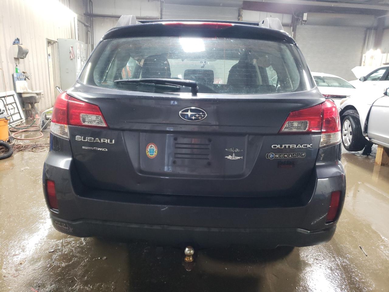 2013 Subaru Outback - Image 6