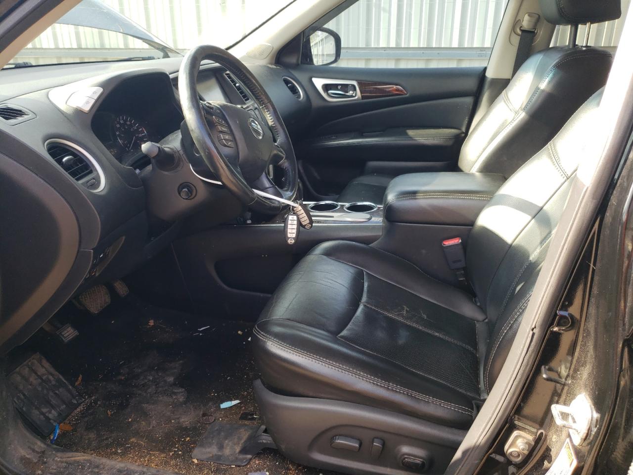 2014 Nissan Pathfinder - Image 7