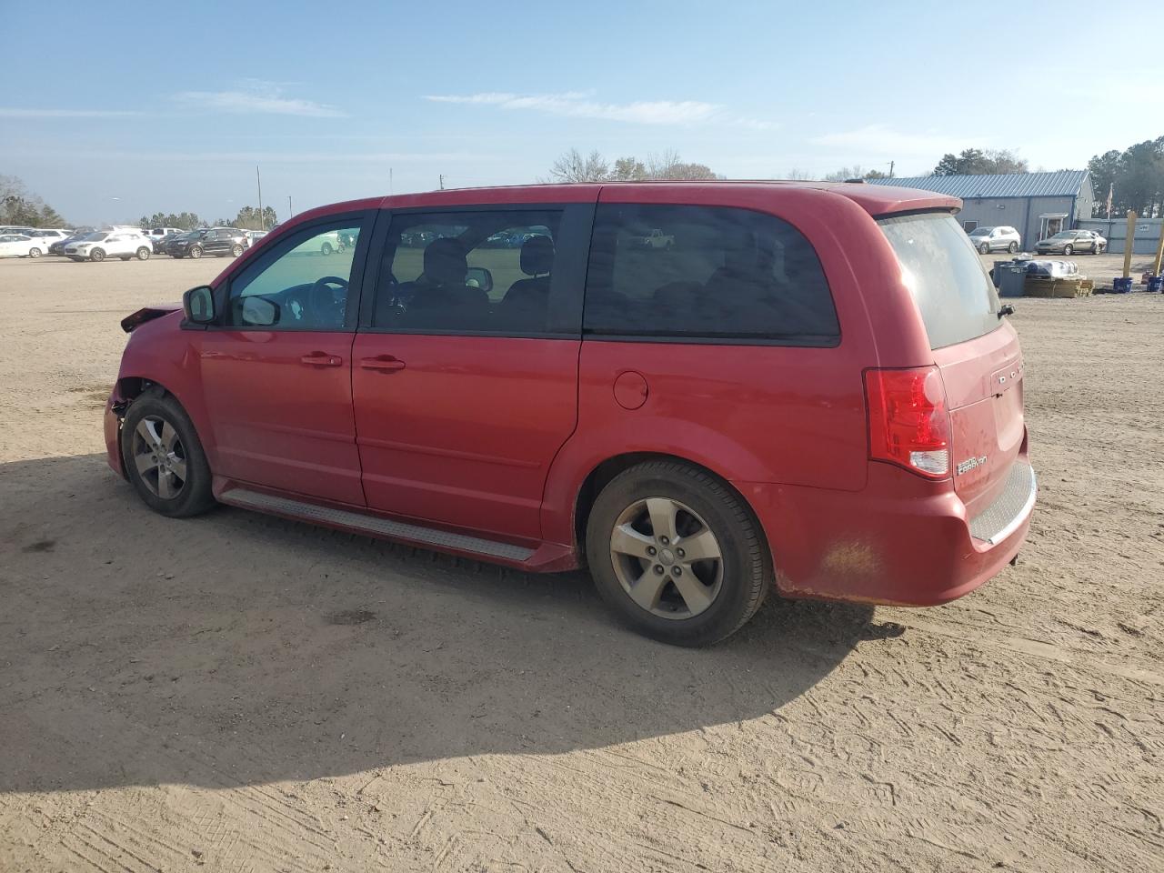 2013 Dodge Caravan - Image 2