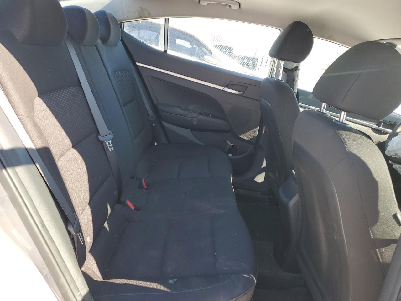 2020 Hyundai Elantra - Image 10