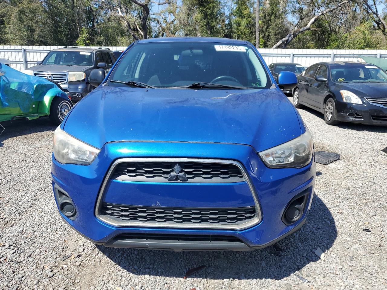 2015 Mitsubishi Outlander - Image 5