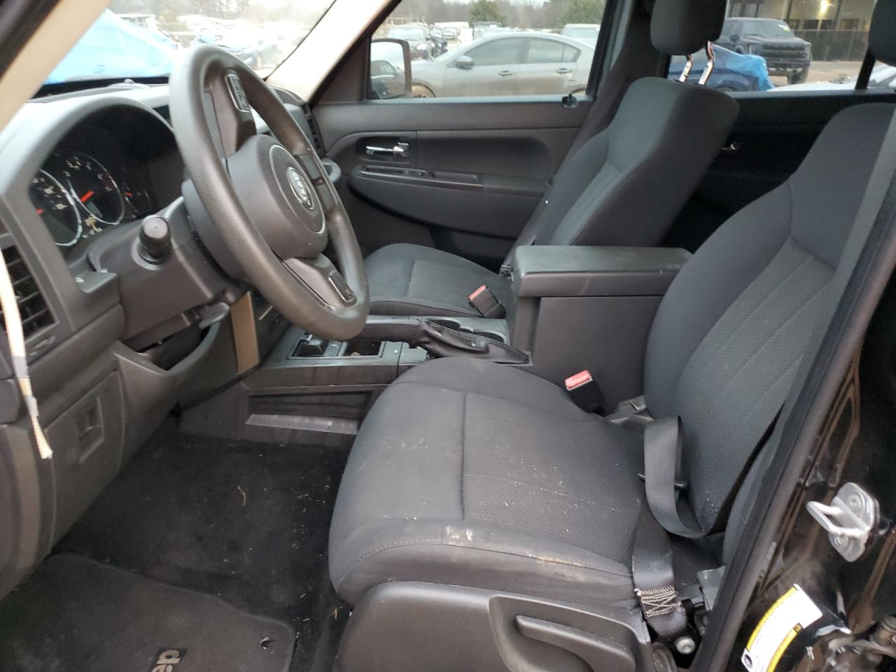 2012 Jeep Liberty (North America) - Image 7