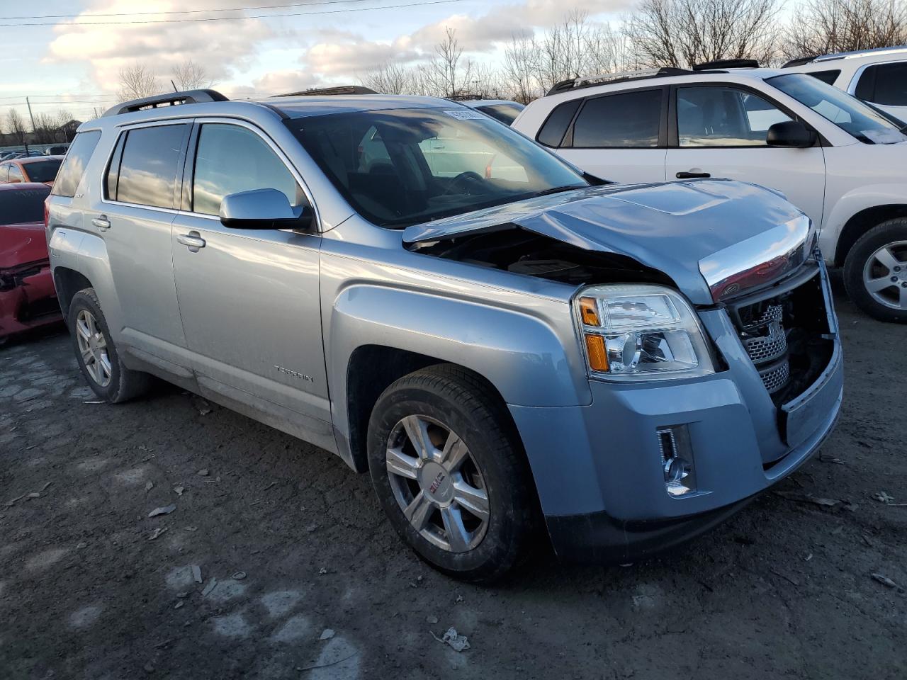 2015 GMC Terrain - Image 4