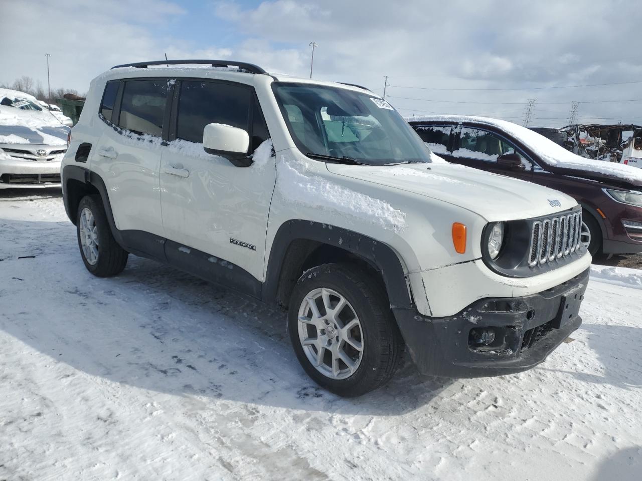 2018 Jeep Renegade - Image 4