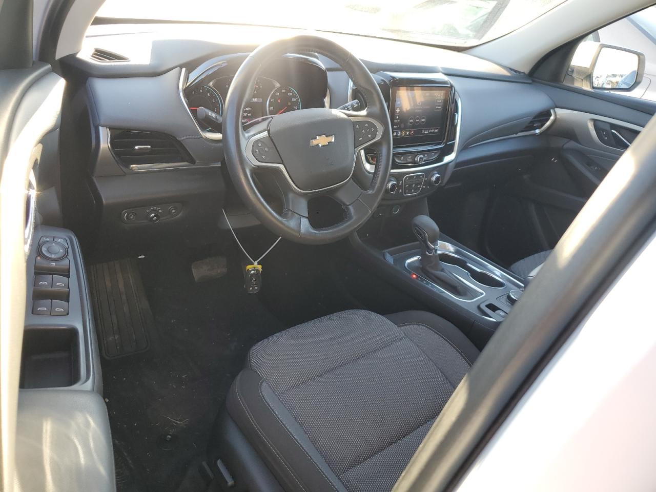 2021 Chevrolet Traverse - Image 8