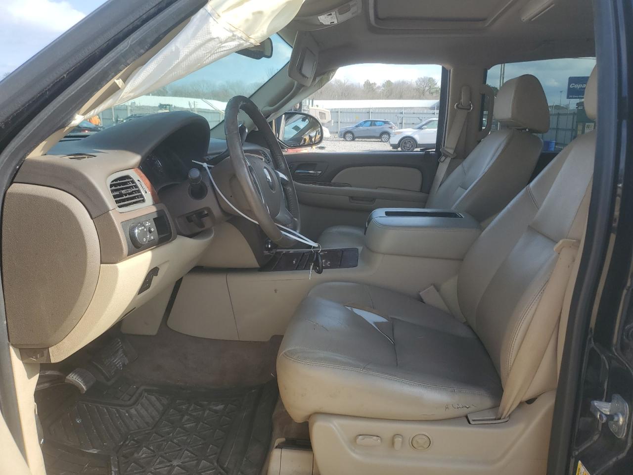 2009 Chevrolet Avalanche - Image 7