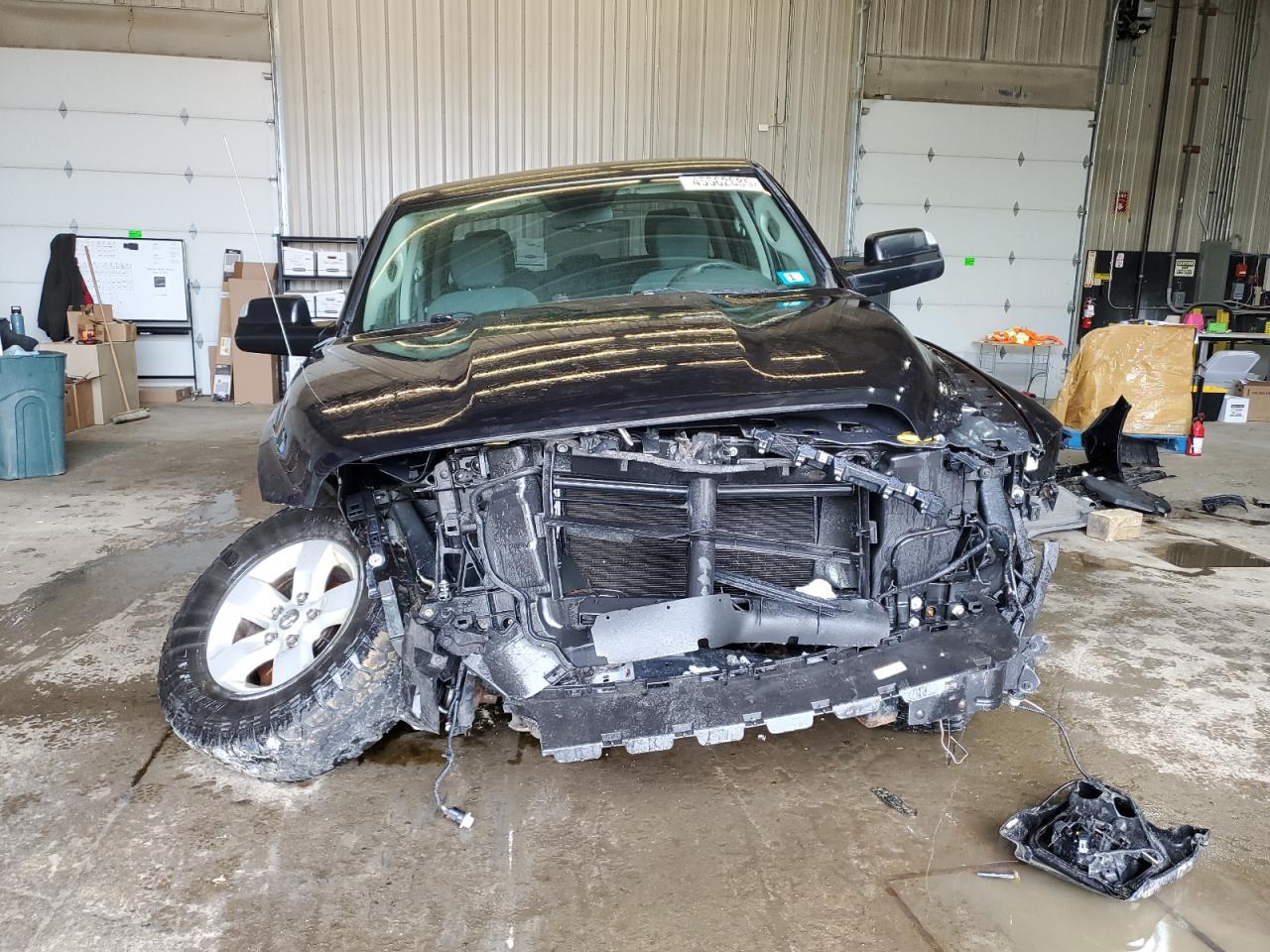 2017 RAM 1500 - Image 5