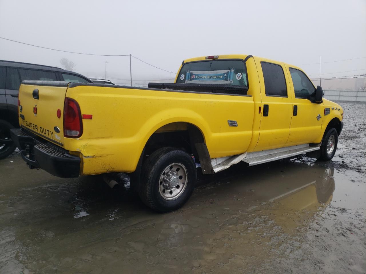 2001 Ford F350 - Image 3