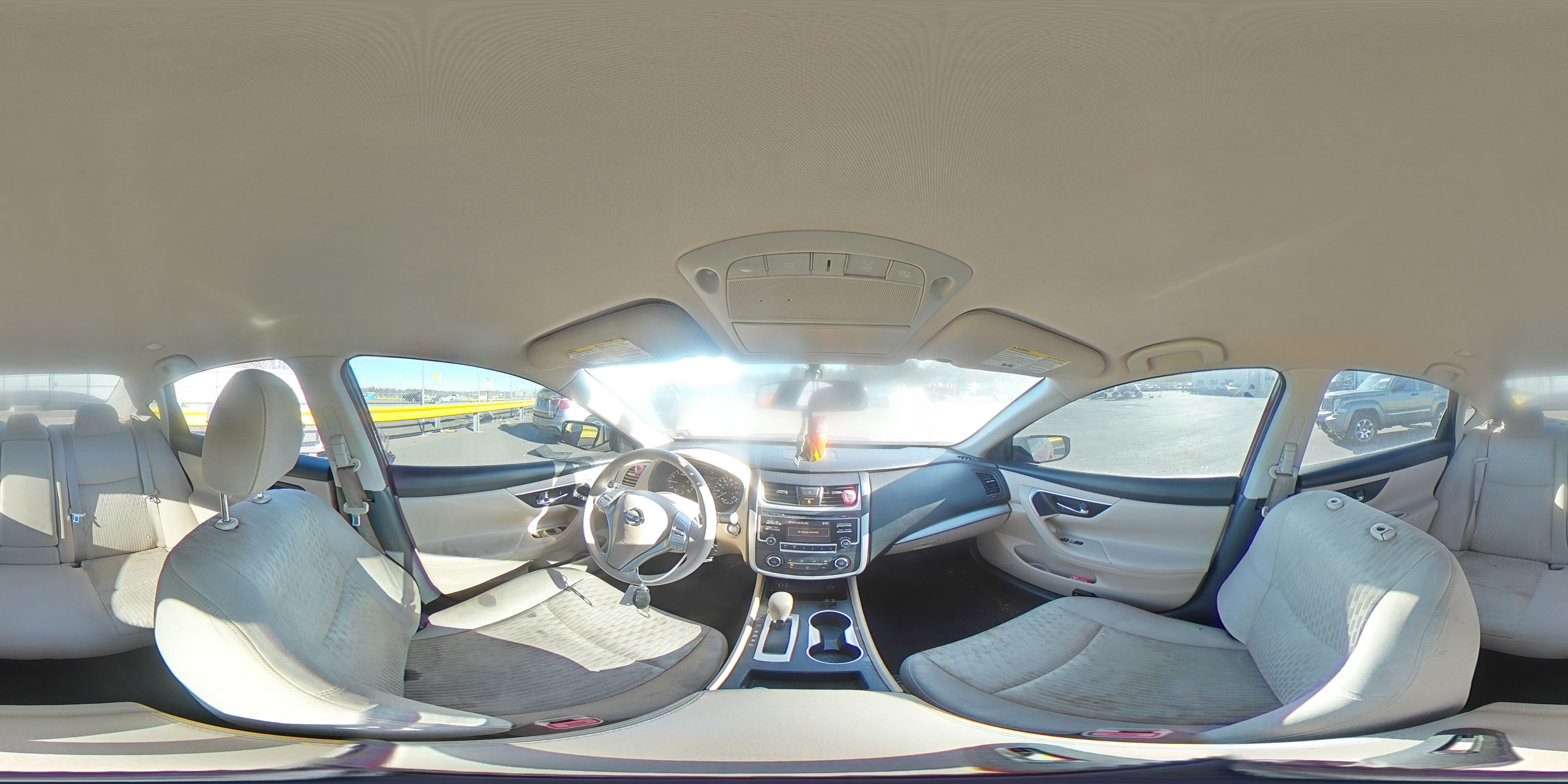 2016 Nissan Altima - Image 13