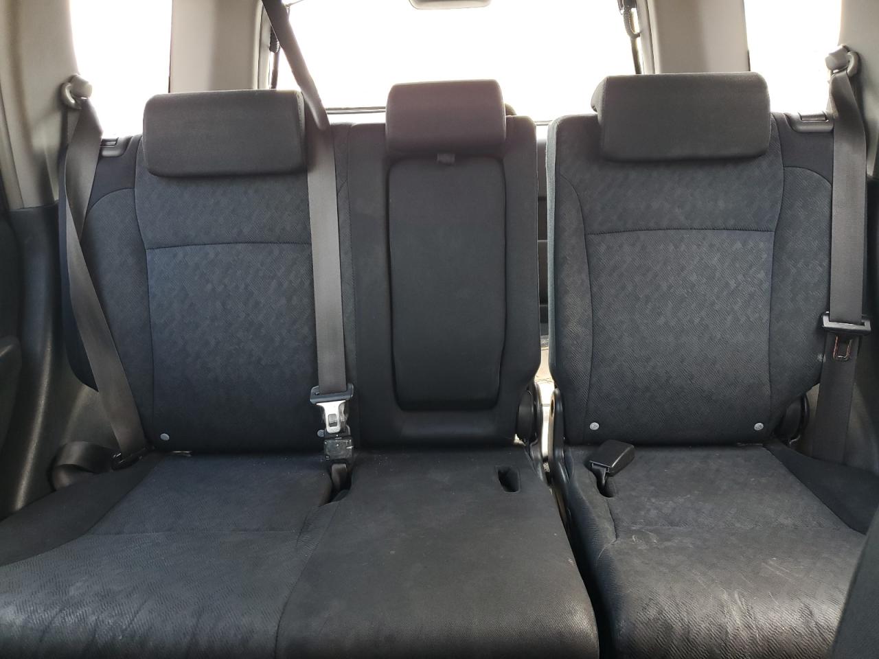 2006 Honda CR-V - Image 10