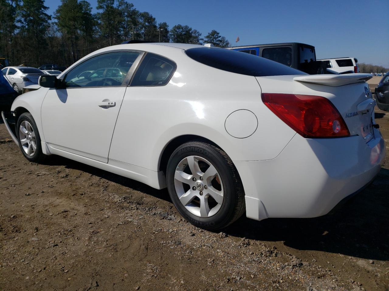 2009 Nissan Altima - Image 2