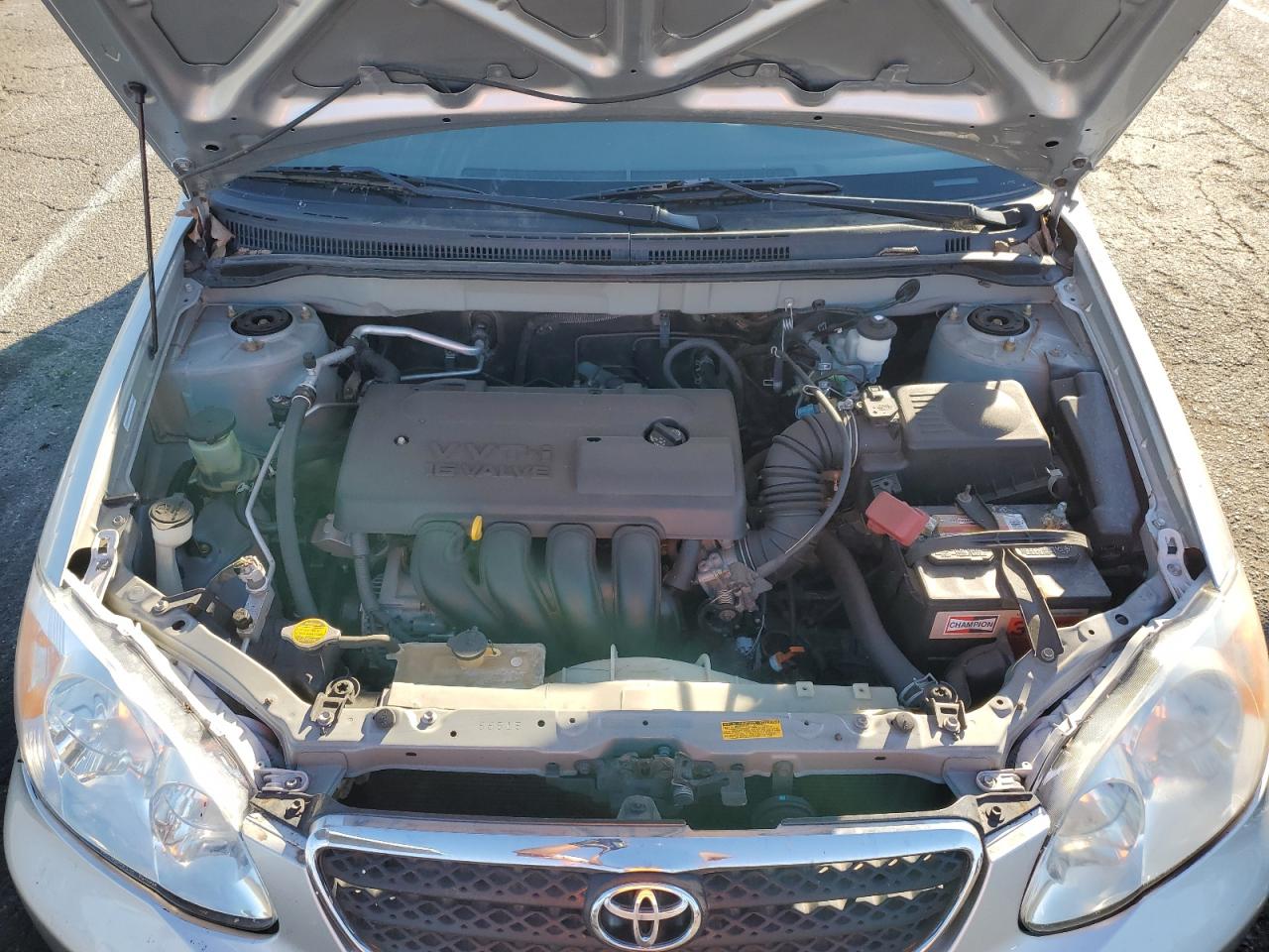 2004 Toyota Corolla - Image 11