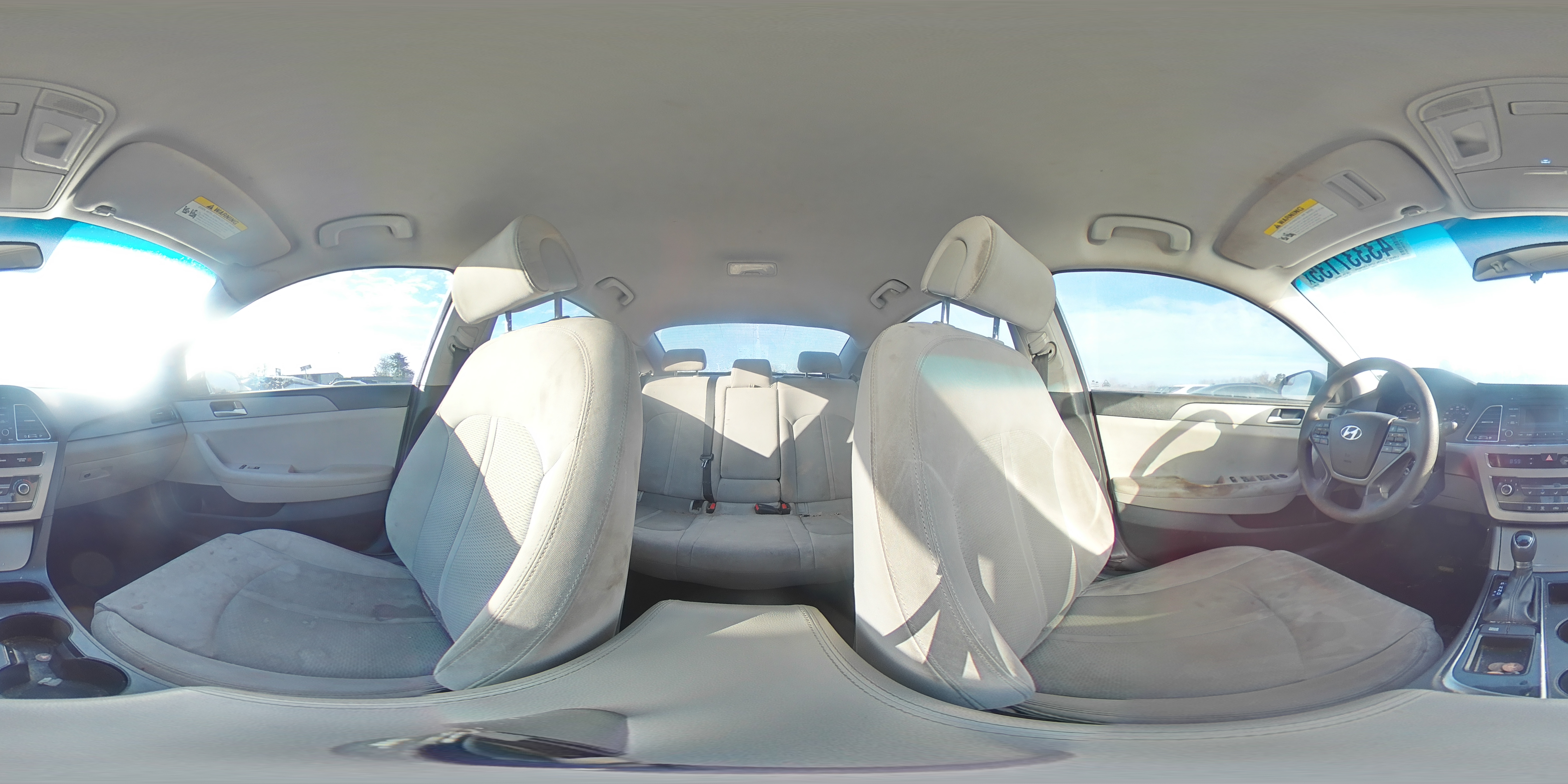 2015 Hyundai Sonata - Image 12
