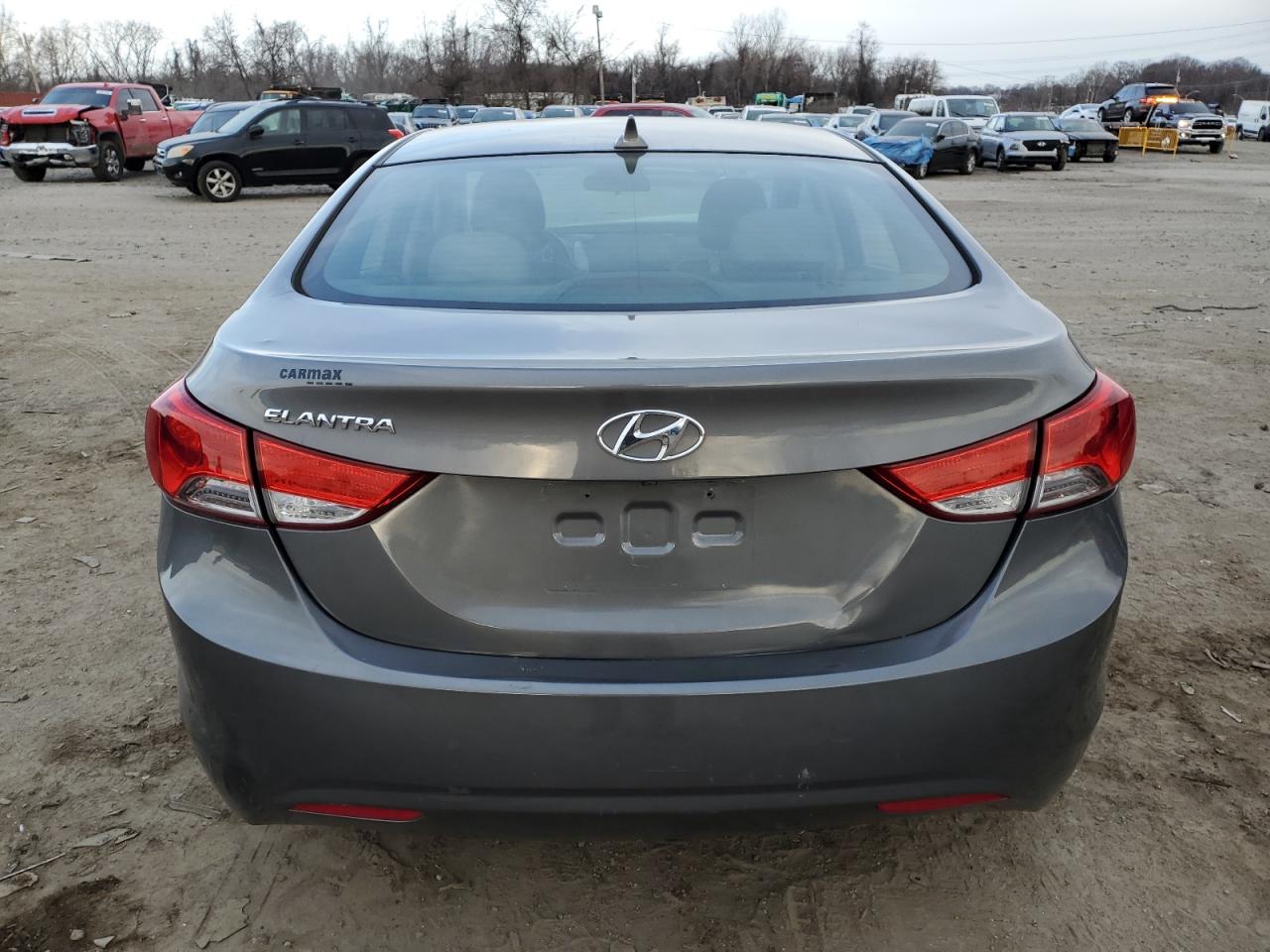 2012 Hyundai Elantra - Image 6