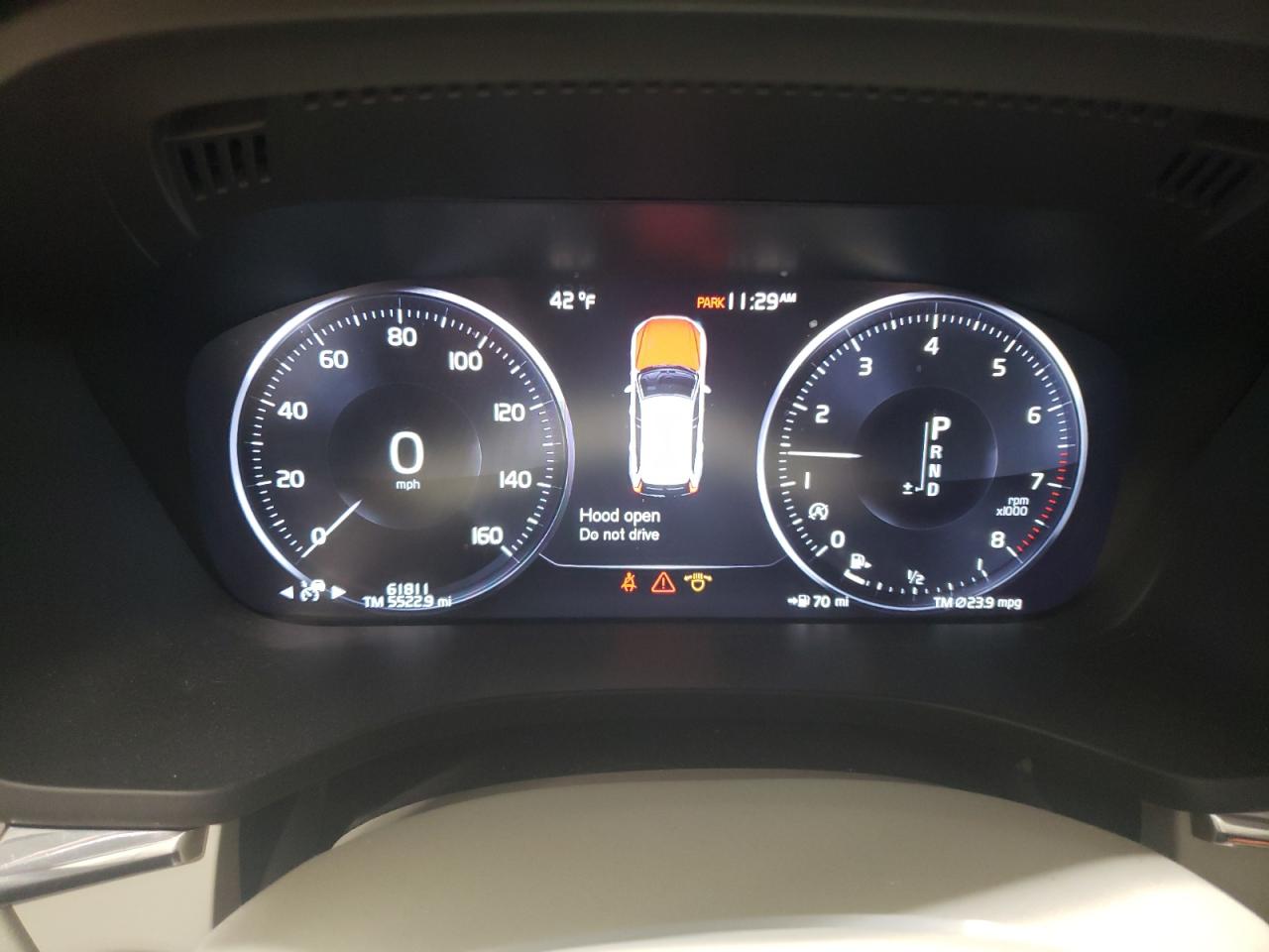 2019 Volvo XC60 - Image 9