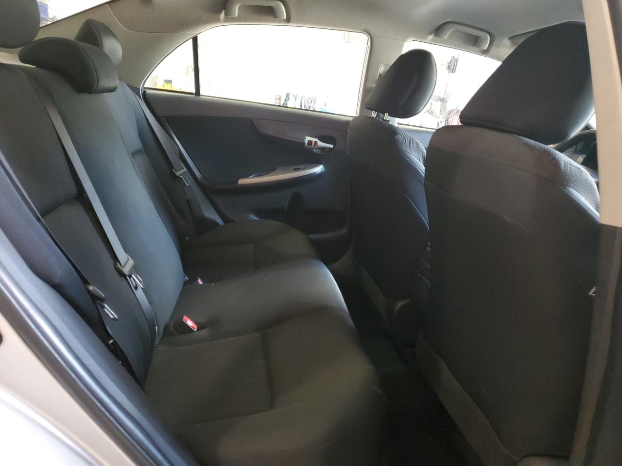 2011 Toyota Corolla - Image 10