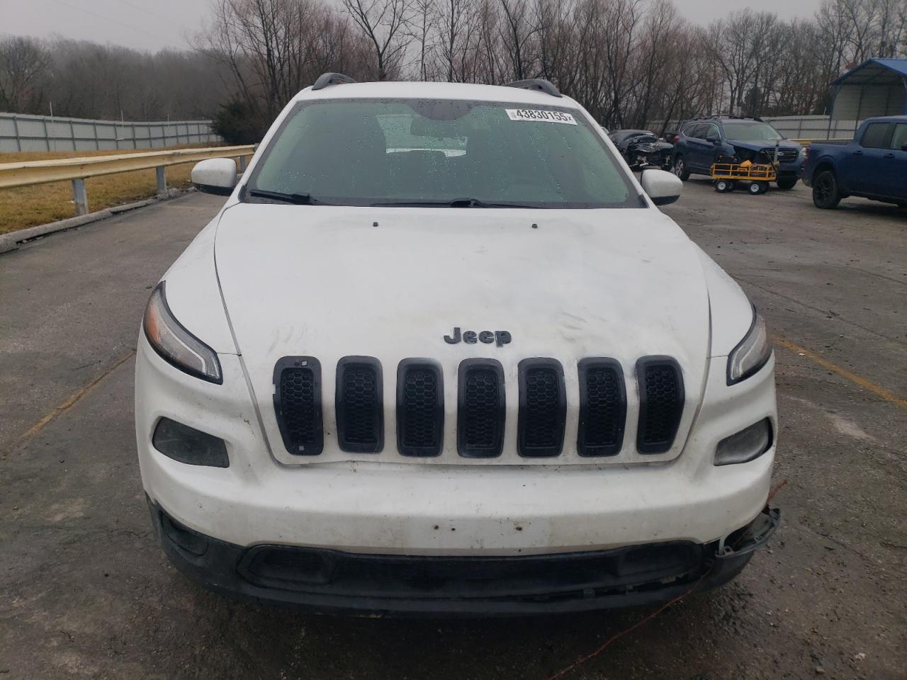 2018 Jeep Grand Cherokee - Image 5