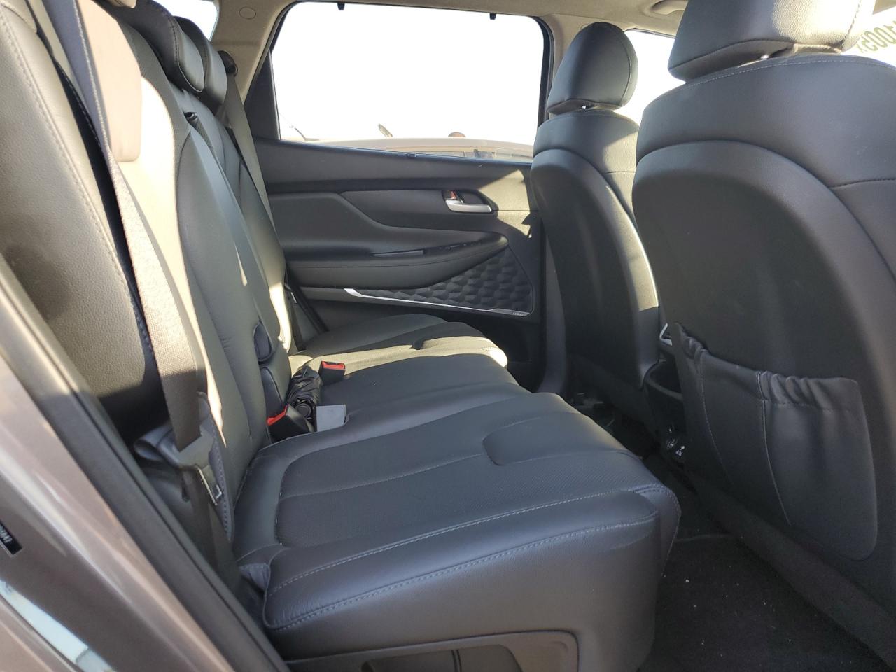 2020 Hyundai Santa Fe - Image 10