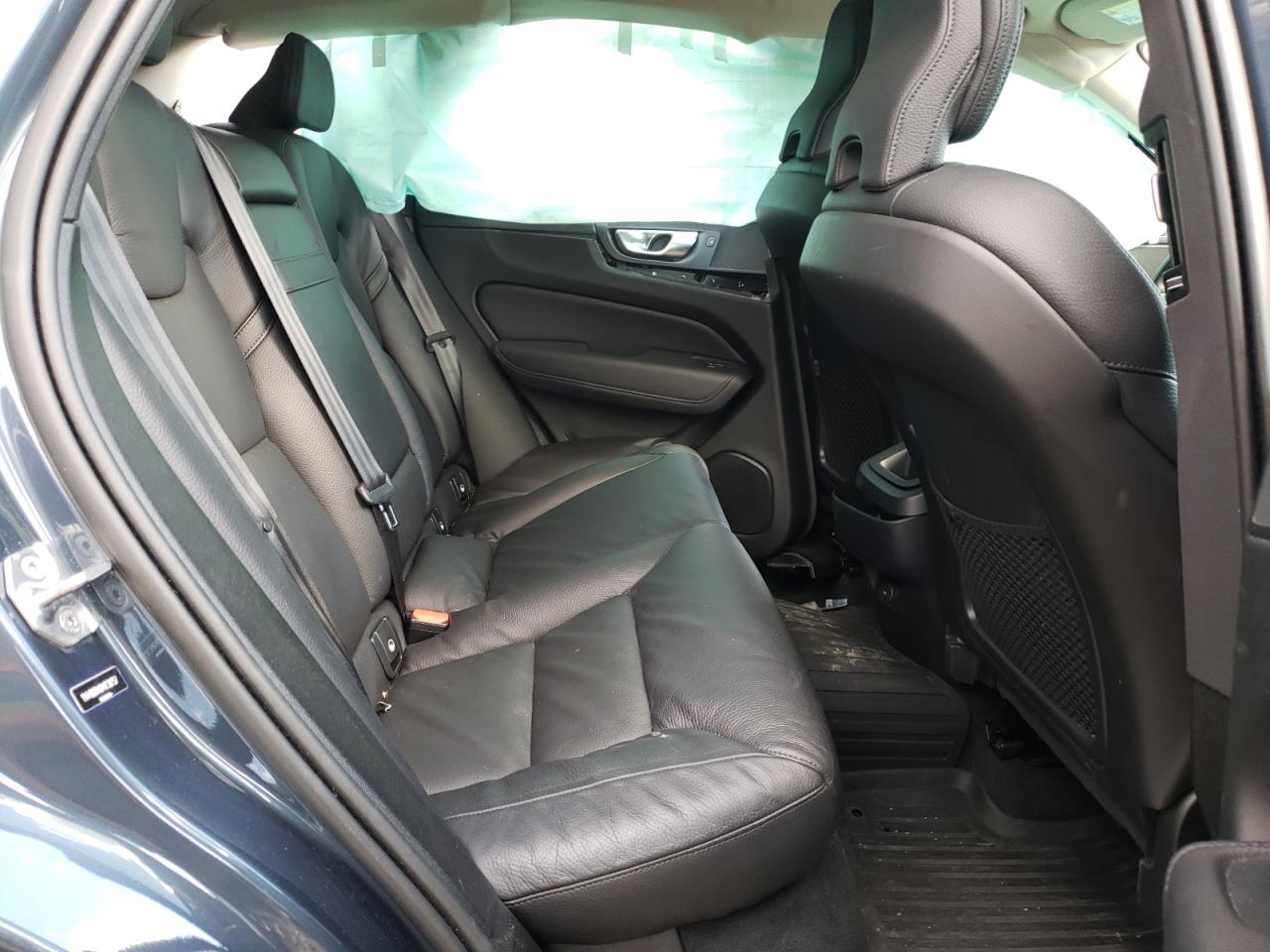 2021 Volvo XC60 - Image 11