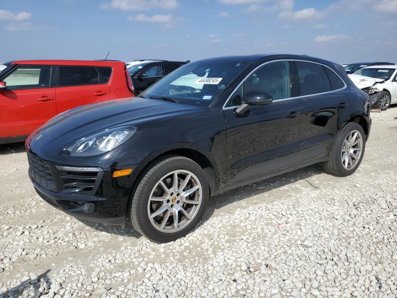 2015 Porsche Macan - Image 1
