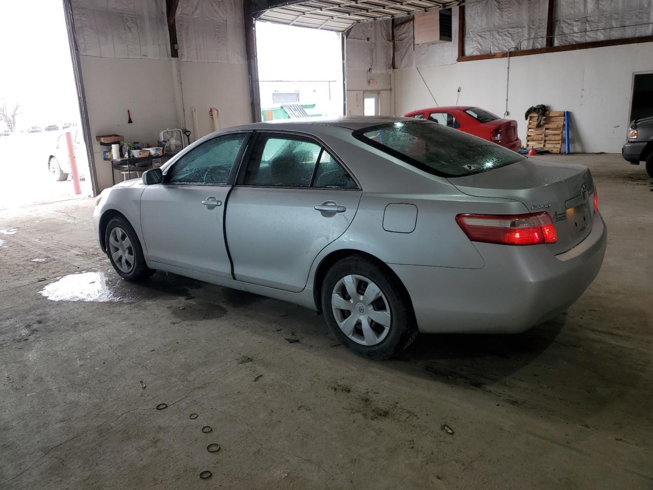 2009 Toyota Camry - Image 2