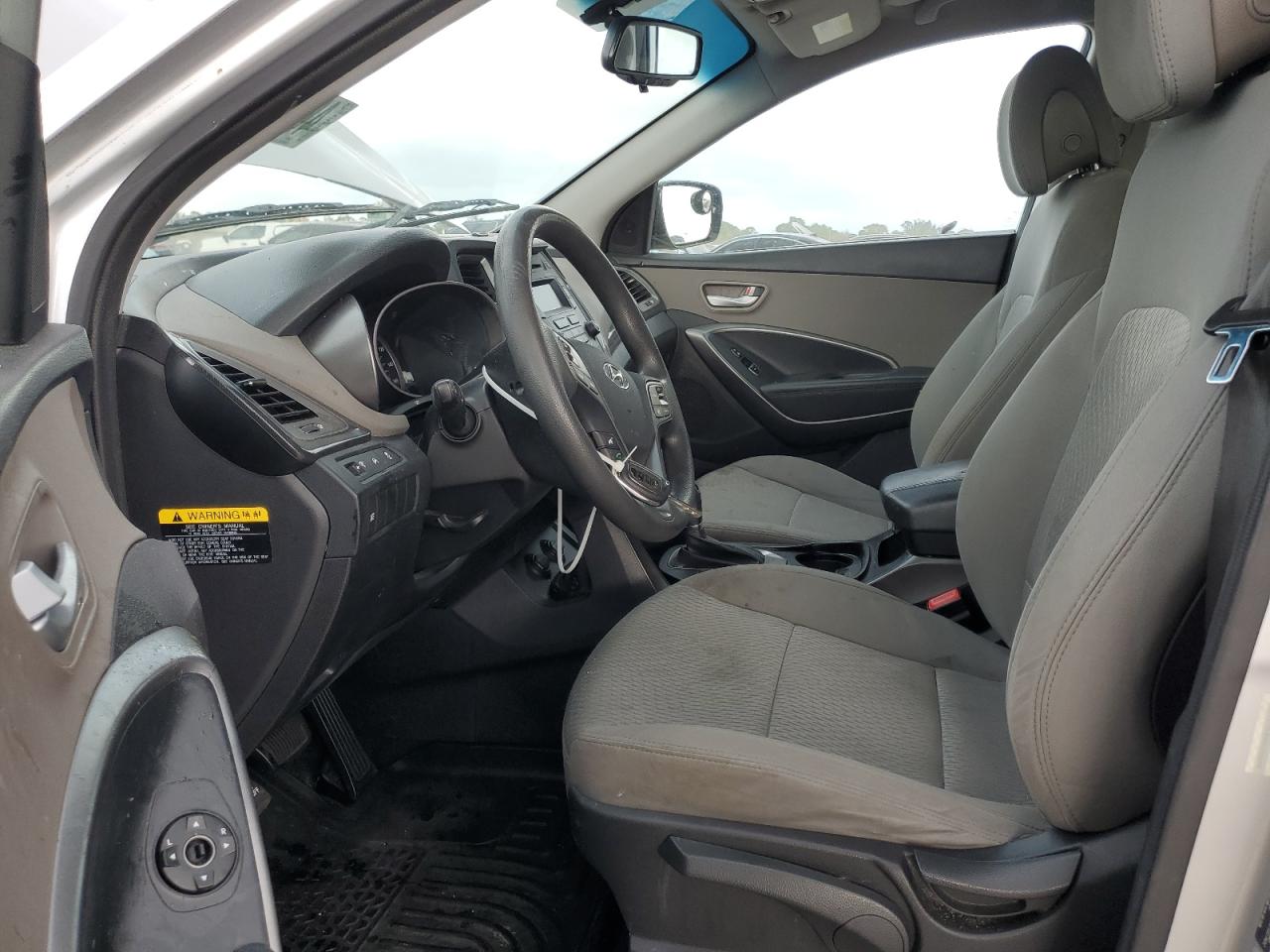 2014 Hyundai Santa Fe - Image 7