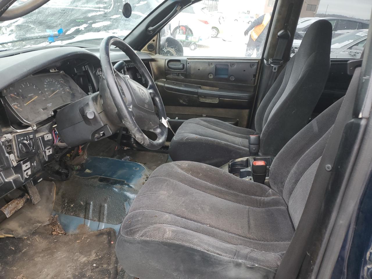 2001 Dodge Dakota - Image 7