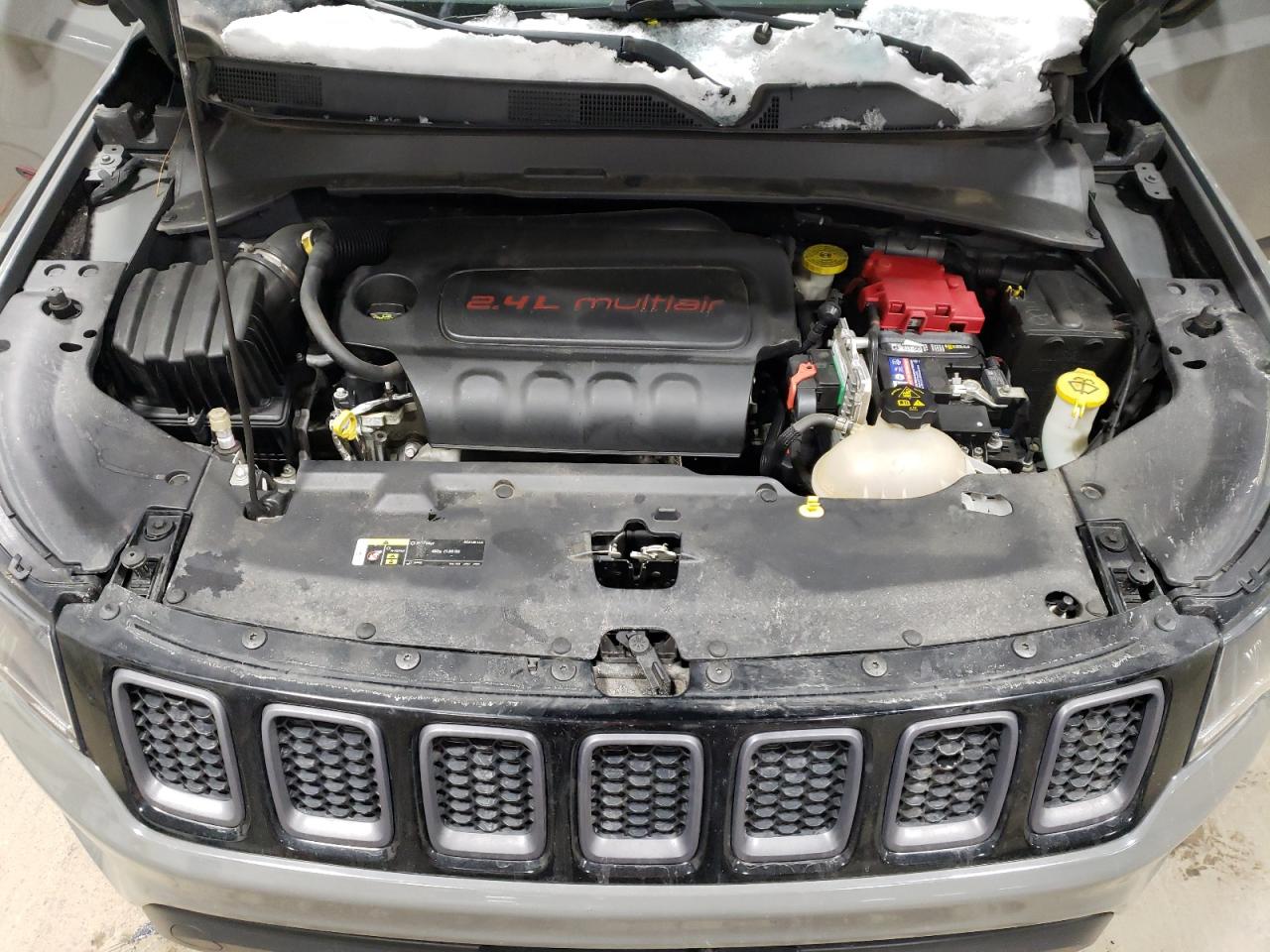 2020 Jeep Compass - Image 14