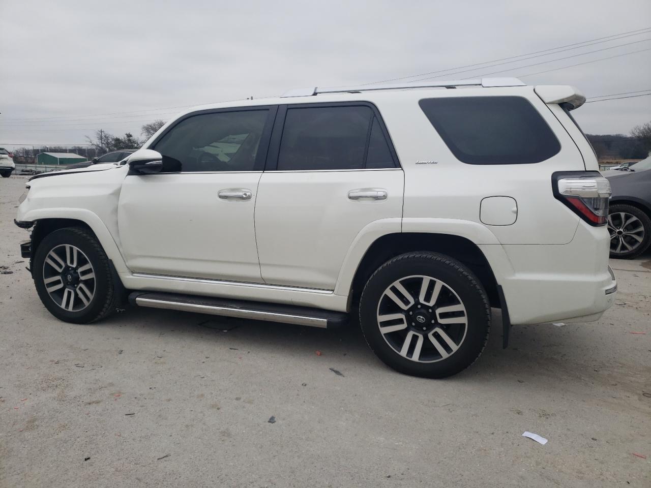 2016 Toyota 4Runner - Image 2