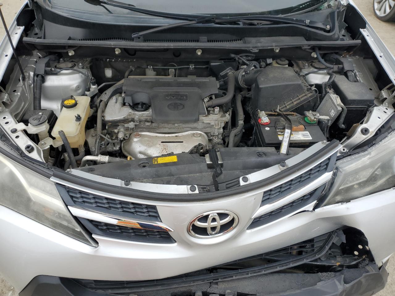 2014 Toyota RAV 4 - Image 12