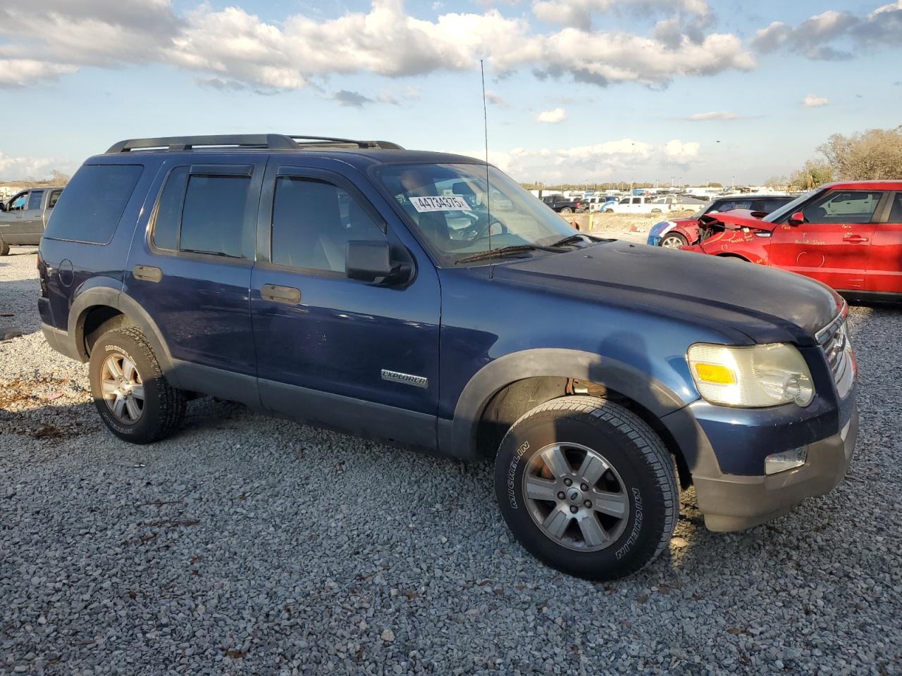 2006 Ford Explorer - Image 4