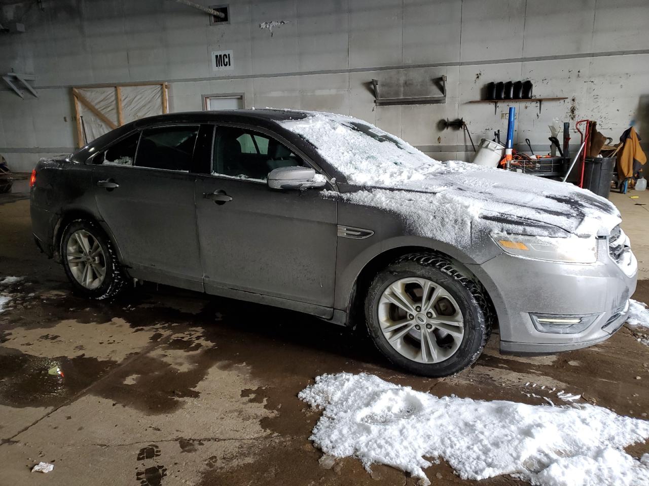 2013 Ford Taurus - Image 4