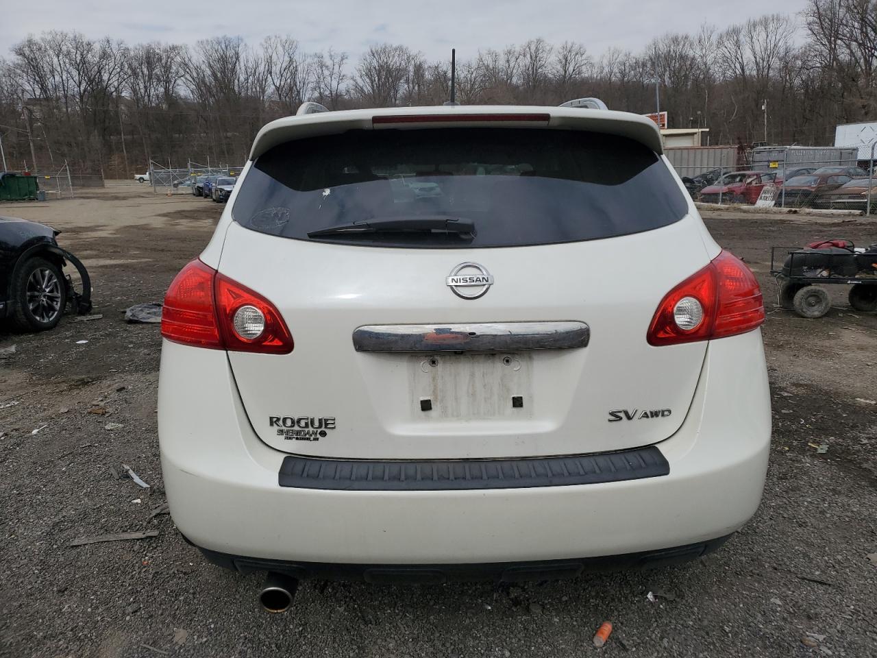 2011 Nissan Rogue - Image 6