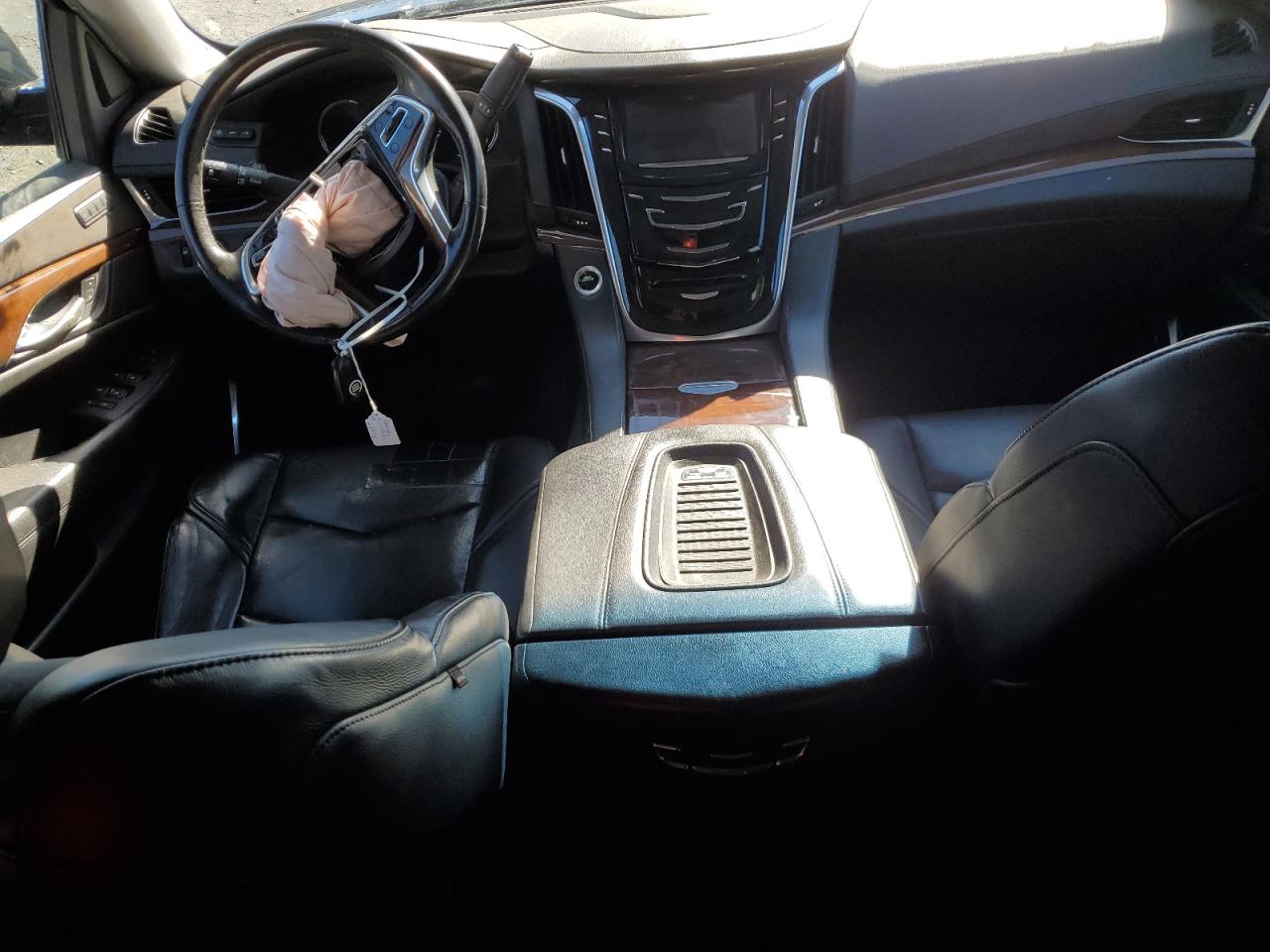 2018 Cadillac Escalade - Image 8