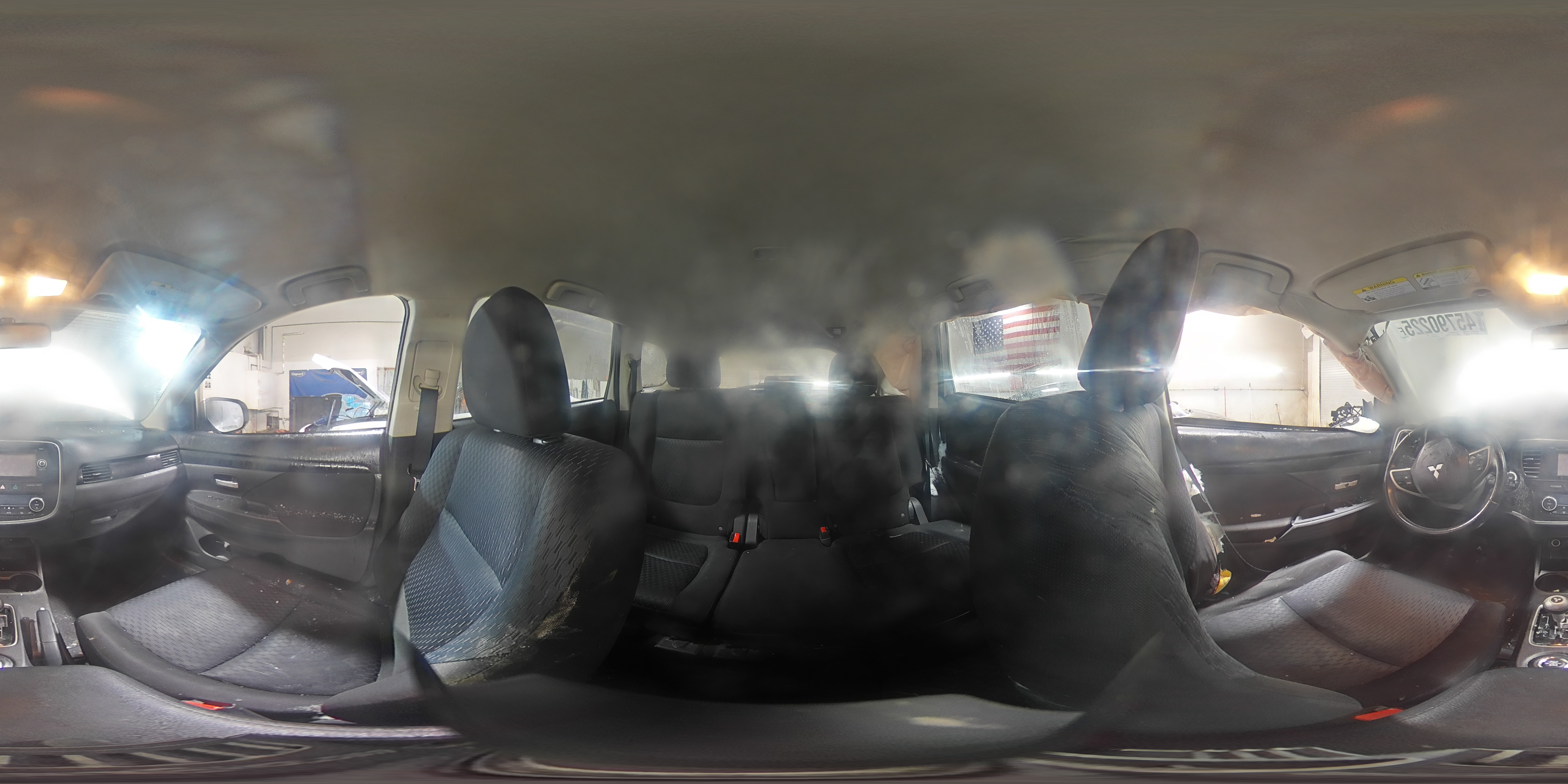 2014 Mitsubishi Outlander - Image 15