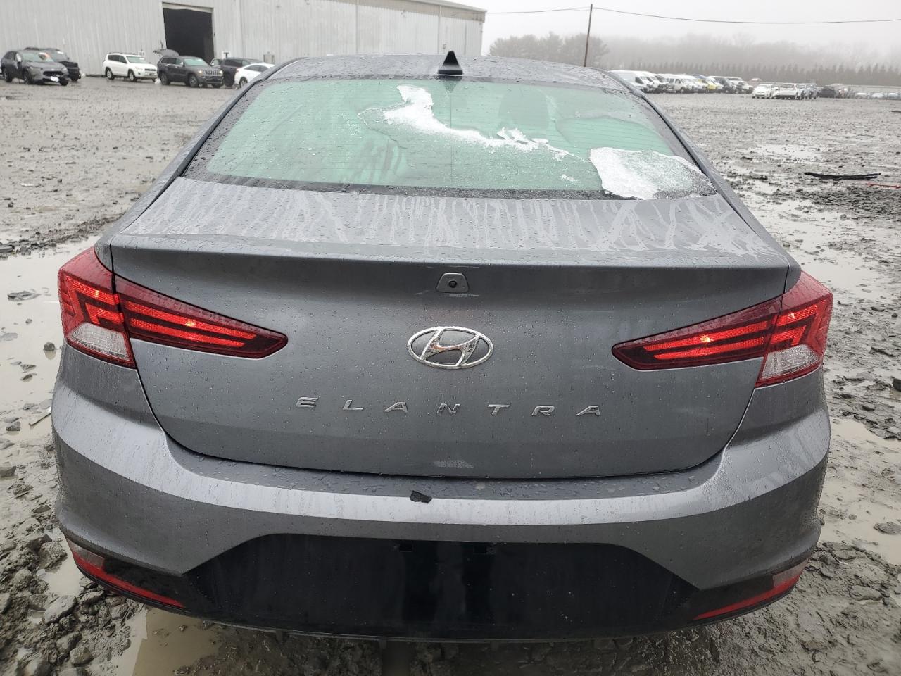 2019 Hyundai Elantra - Image 6