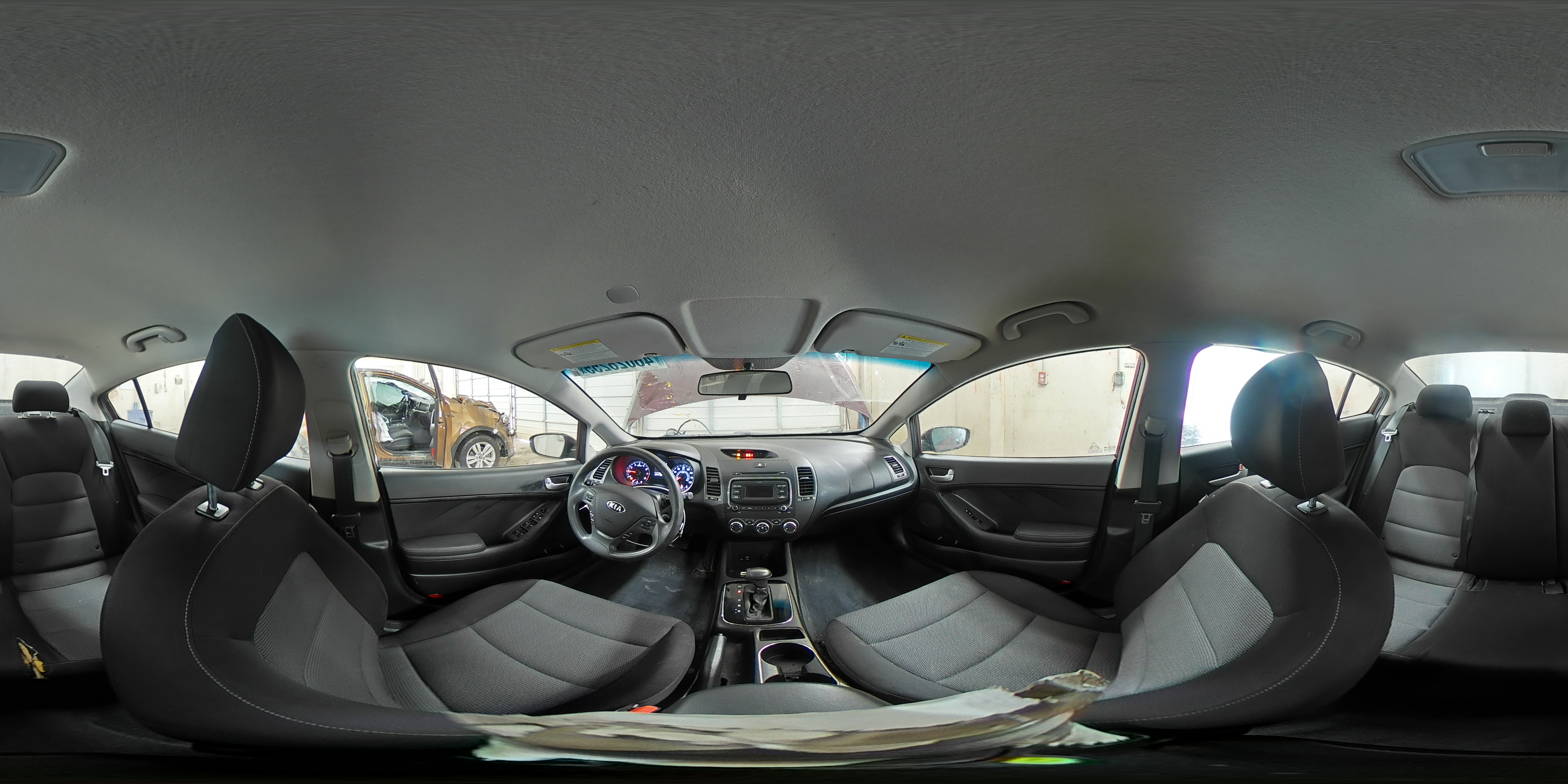 2017 Kia Forte - Image 14