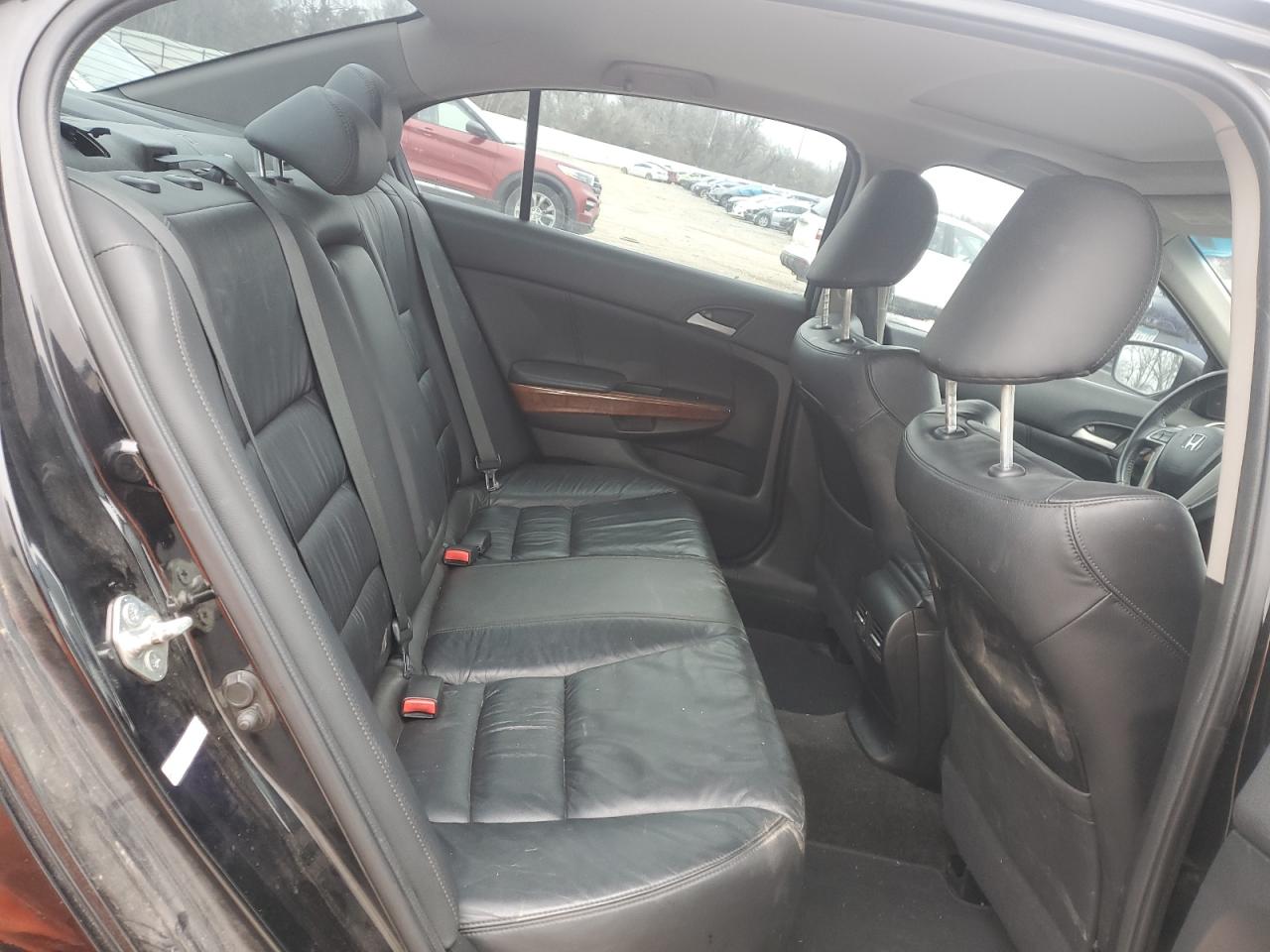 2012 Honda Accord - Image 10