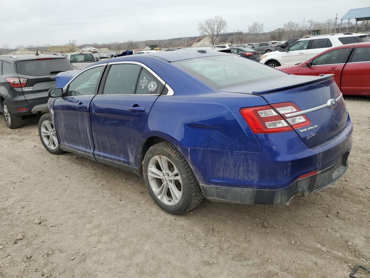 2014 Ford Taurus - Image 2